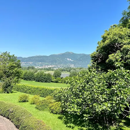 Pusiano Villa Merone